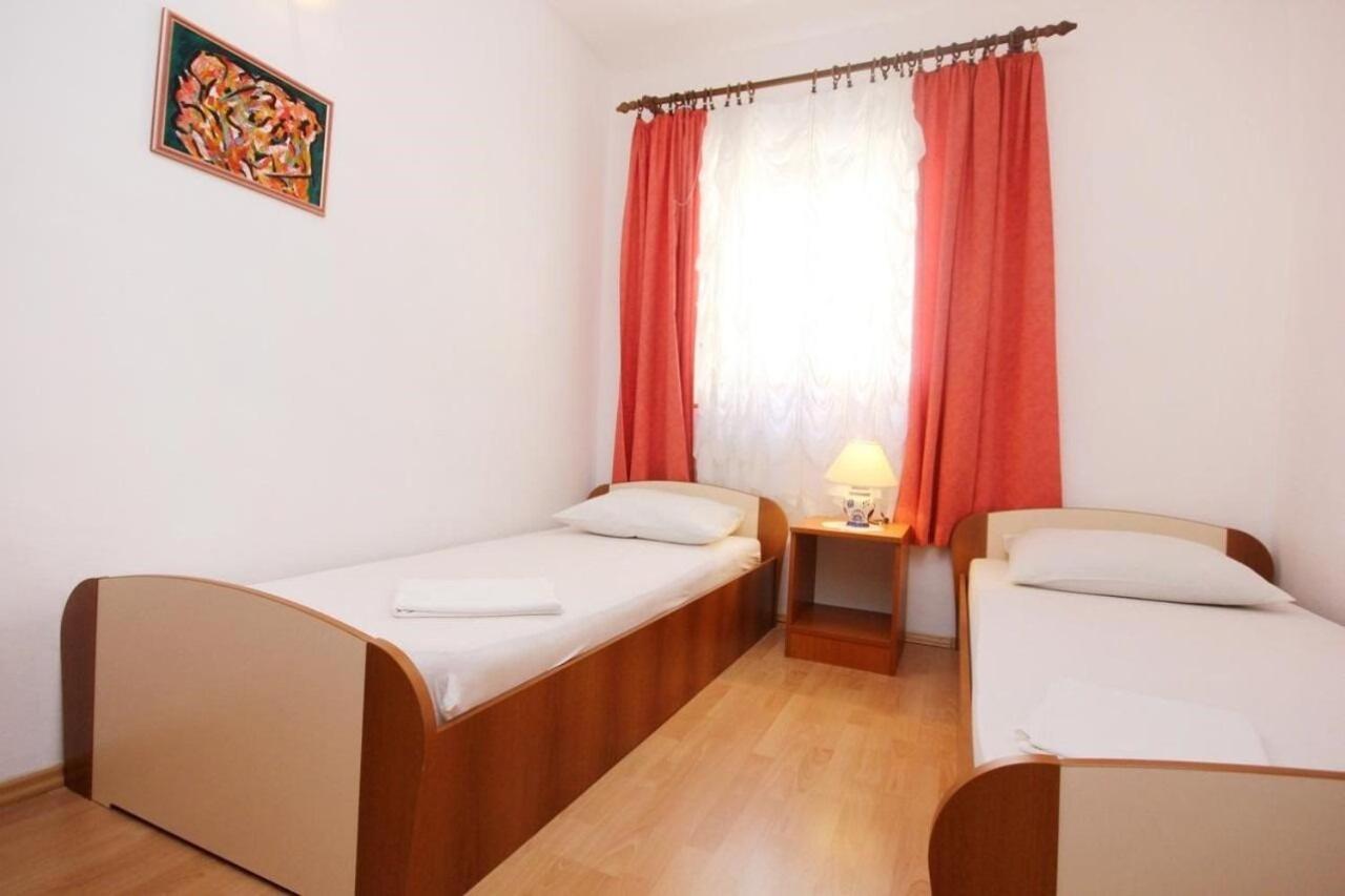 Apartments Tonka - 150M From The Sea & Parking Orebić Exterior foto